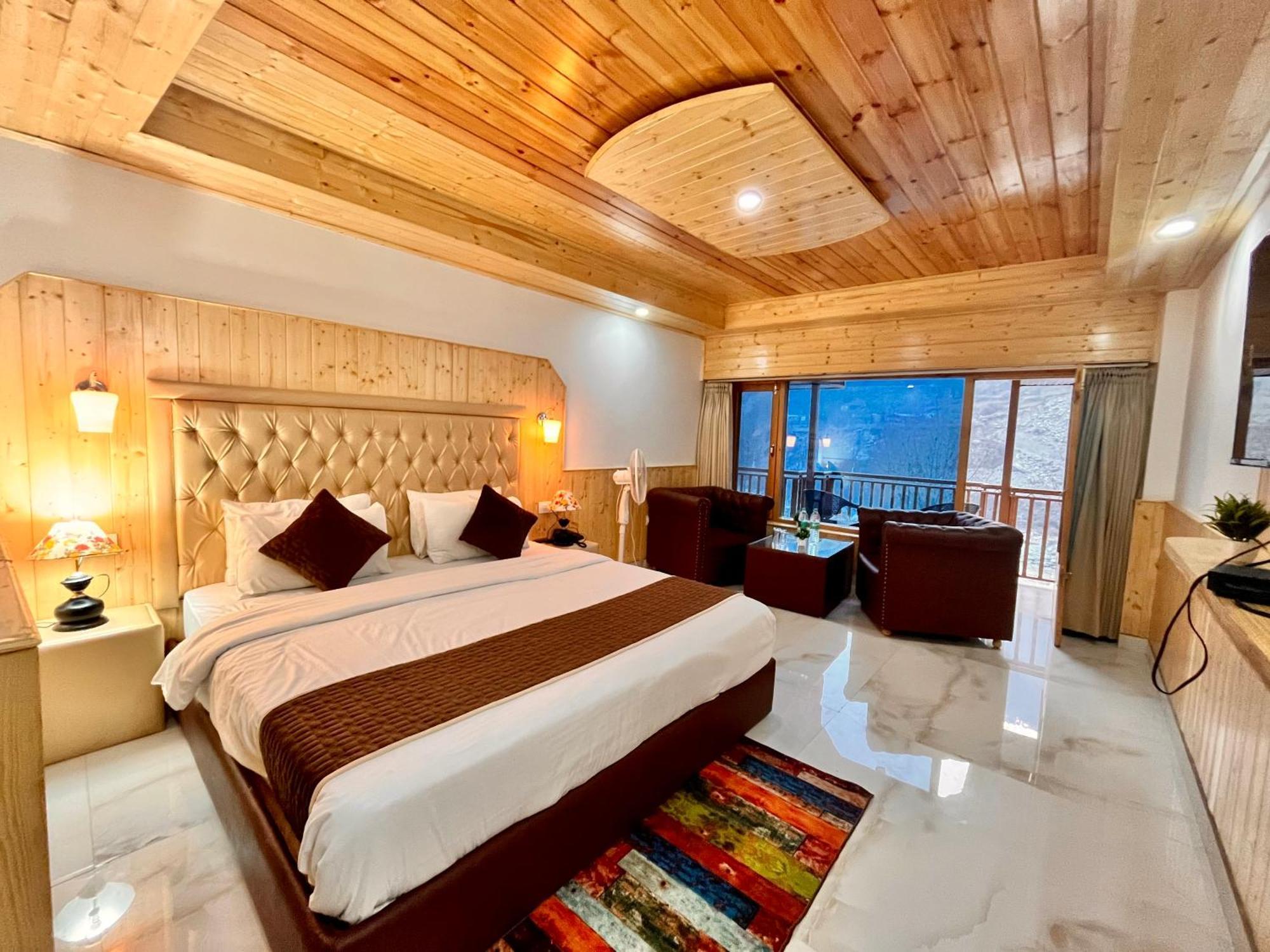 Himalayan Village Resort, Manali Exterior photo