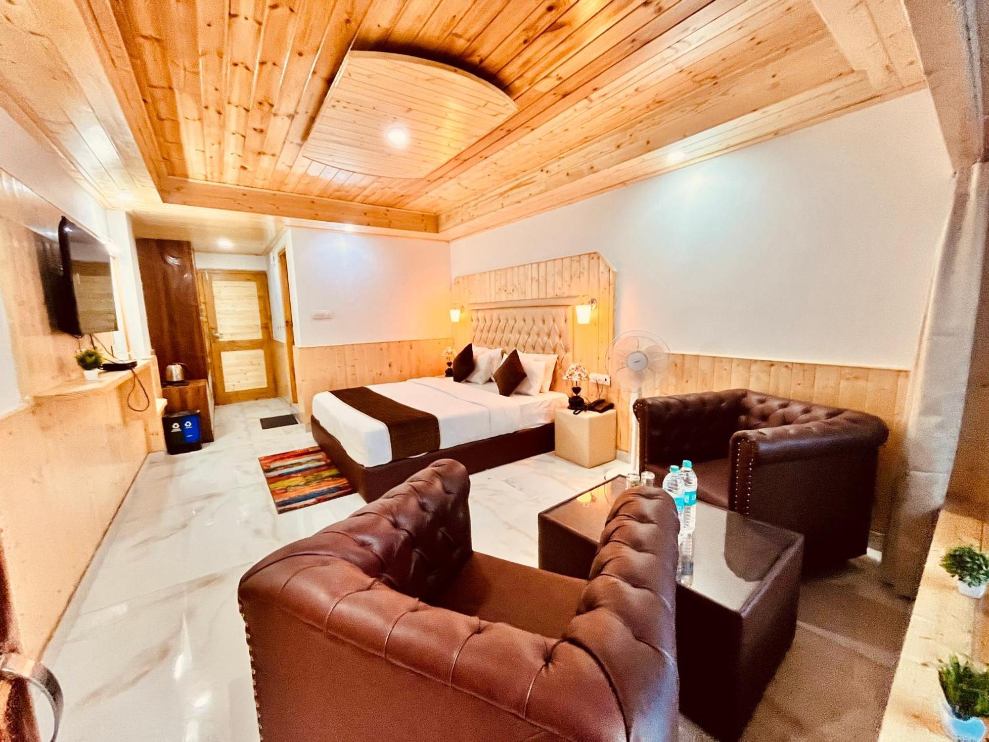 Himalayan Village Resort, Manali Exterior photo