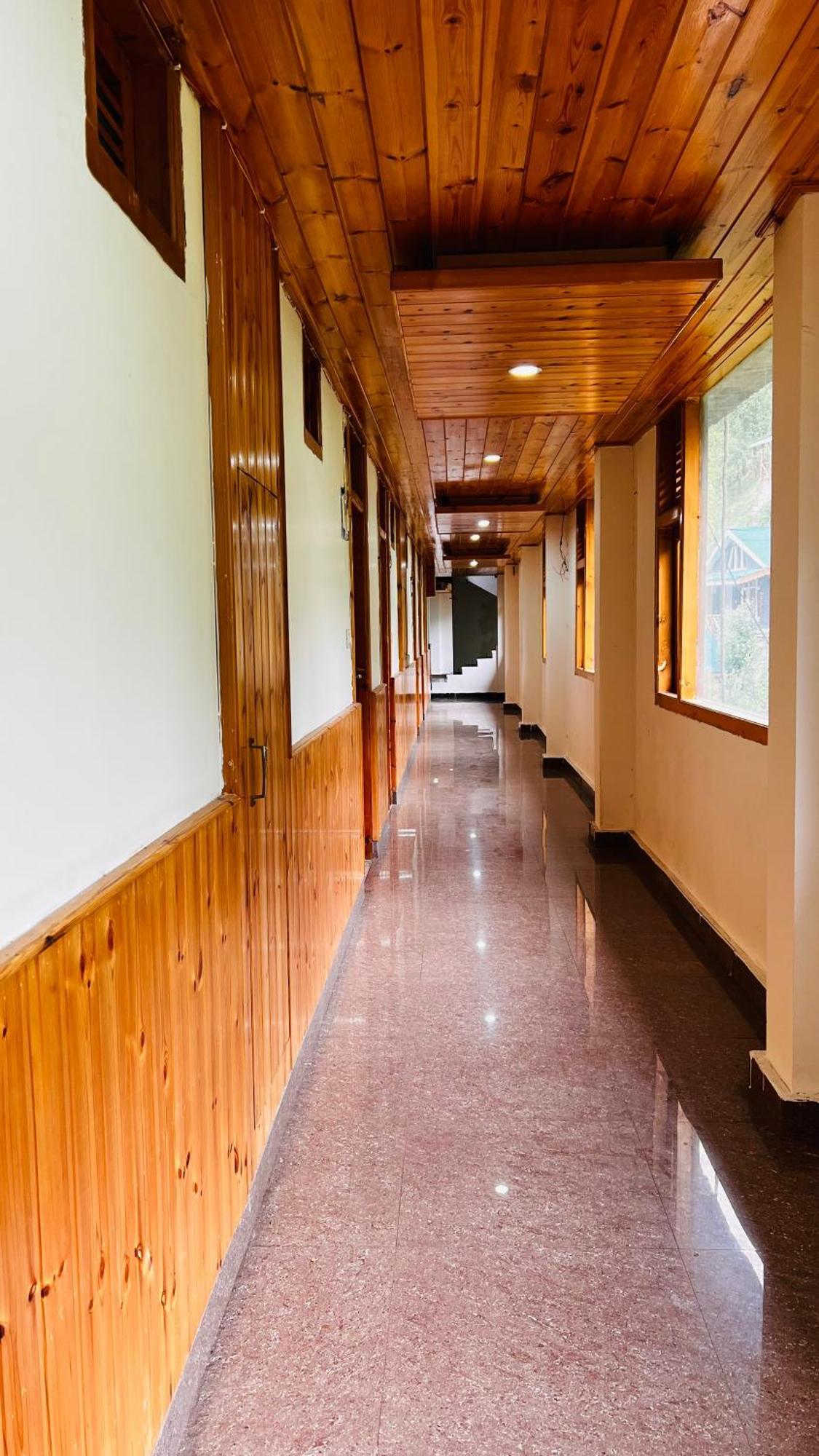 Himalayan Village Resort, Manali Exterior photo