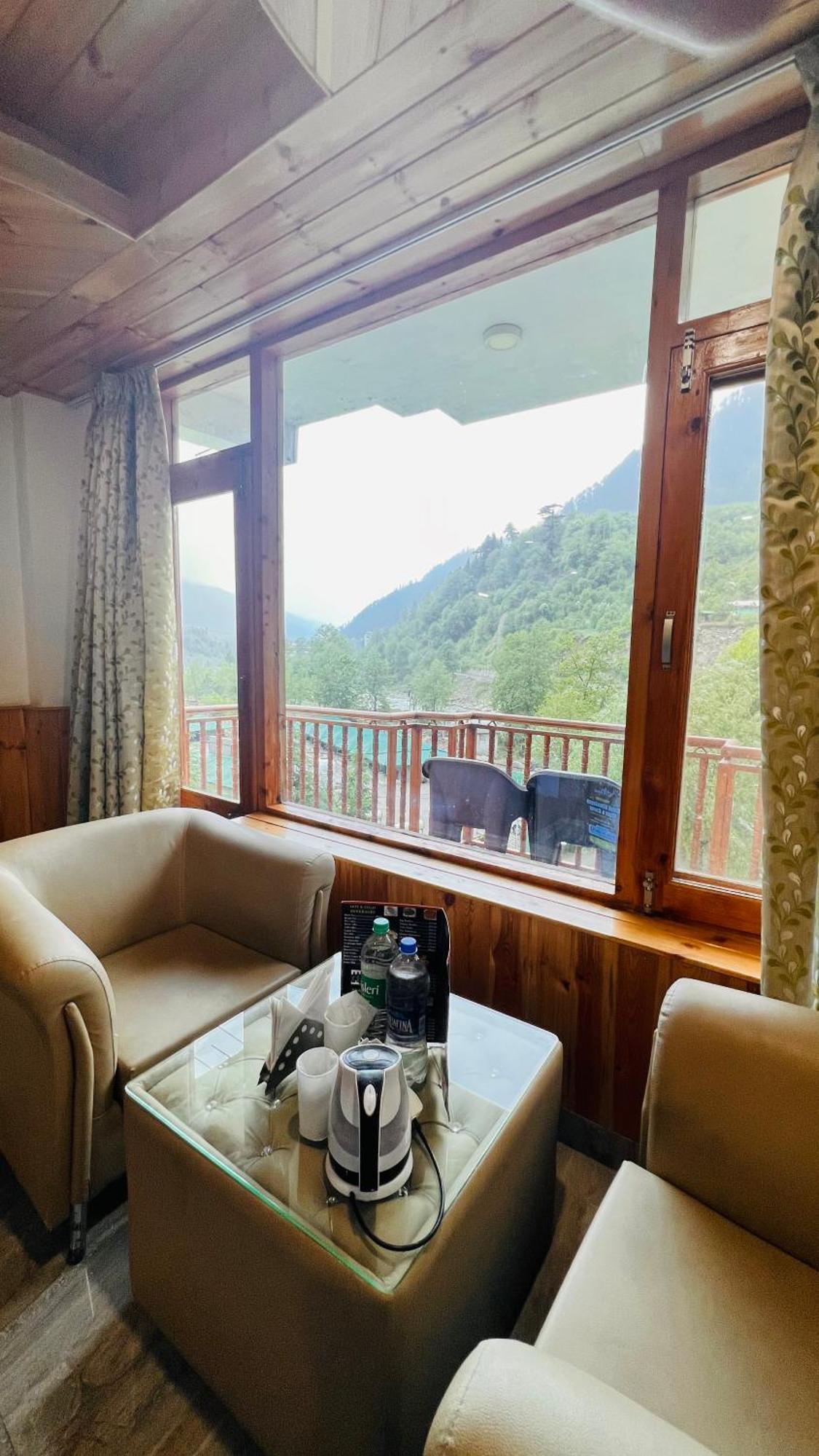 Himalayan Village Resort, Manali Exterior photo