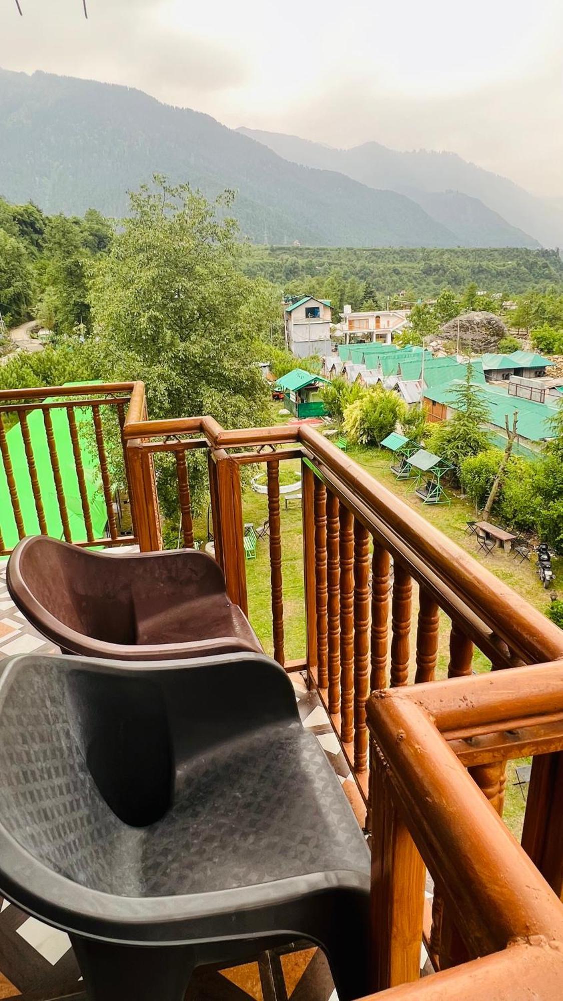 Himalayan Village Resort, Manali Exterior photo